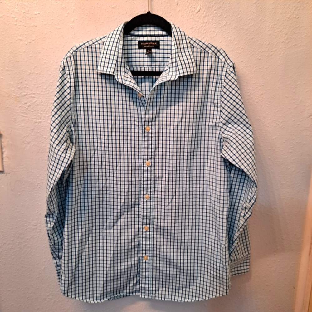 Banana Republic Blue Plaid Button Down Shirt